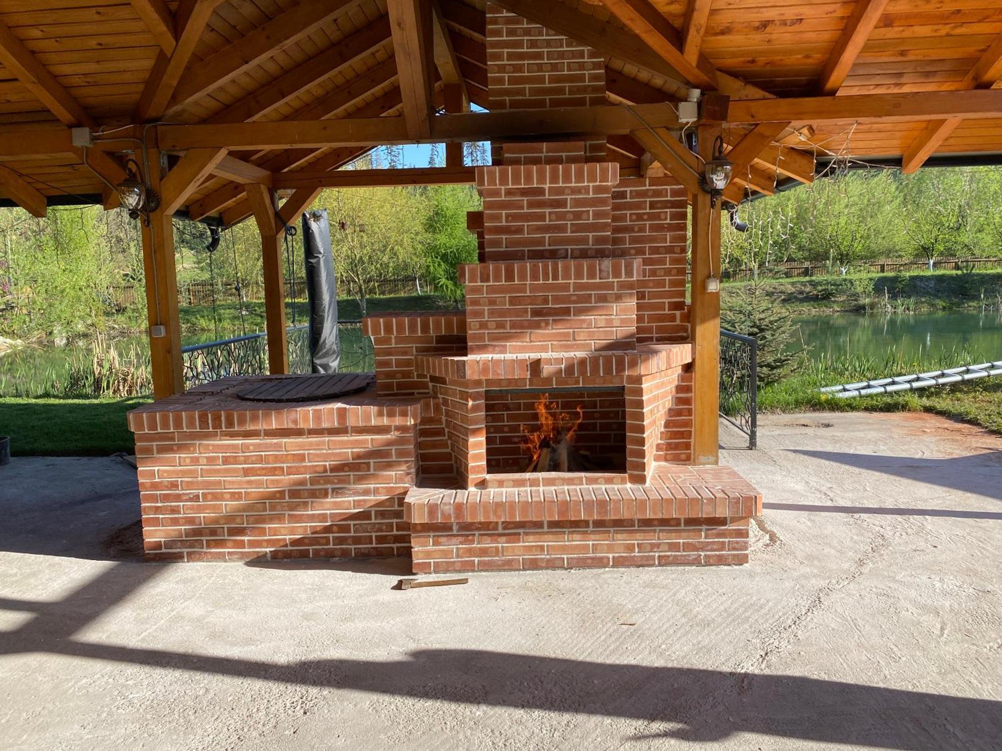 Moonlake Chalet Gainesti Екстериор снимка